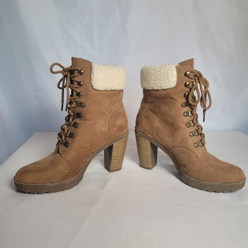 Brash Chestnut Brown Faux Suede Laceup Ankle Booties Shearling Top Size 9